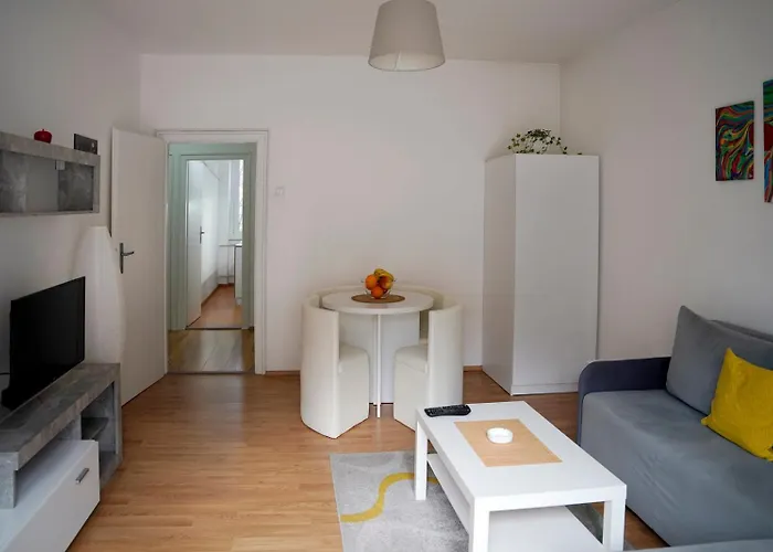 Apartament Mia Center - *